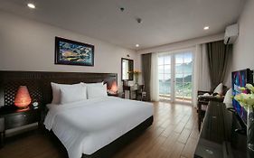 Khách sạn Azure Sapa